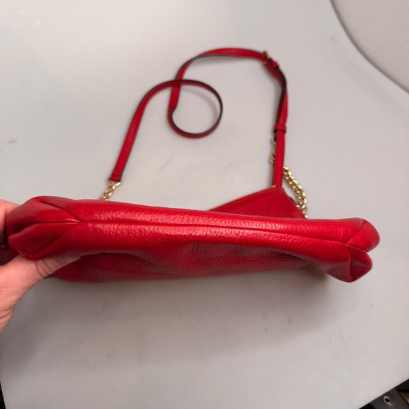 Michael Kors Jet Set Red Pebbled Leather Crossbody Bag AV-1503 Gold Chain Strap - Picture 16 of 16